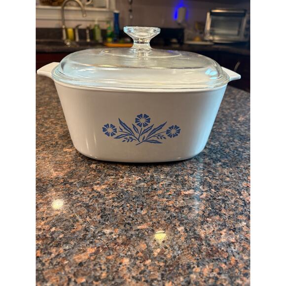 Vintage Corning Ware Blue Cornflower 3 qt Casserole with Lid Excellent Cond - Picture 4 of 13